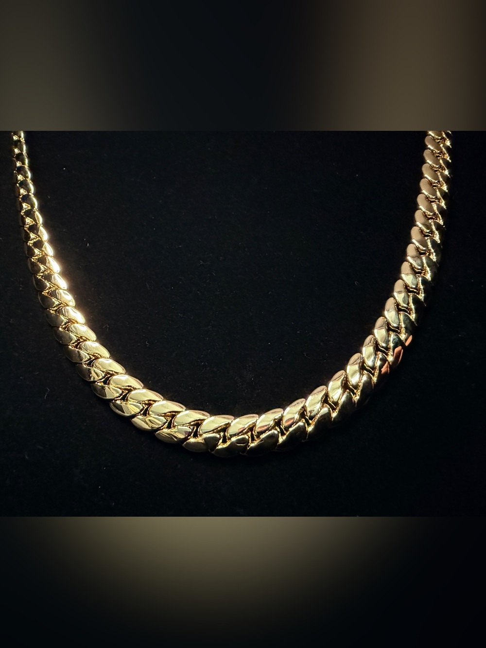 Miami Cuban 22in 8MM 14K Stamped gold filled necklace w/Box Lock. Rare Length